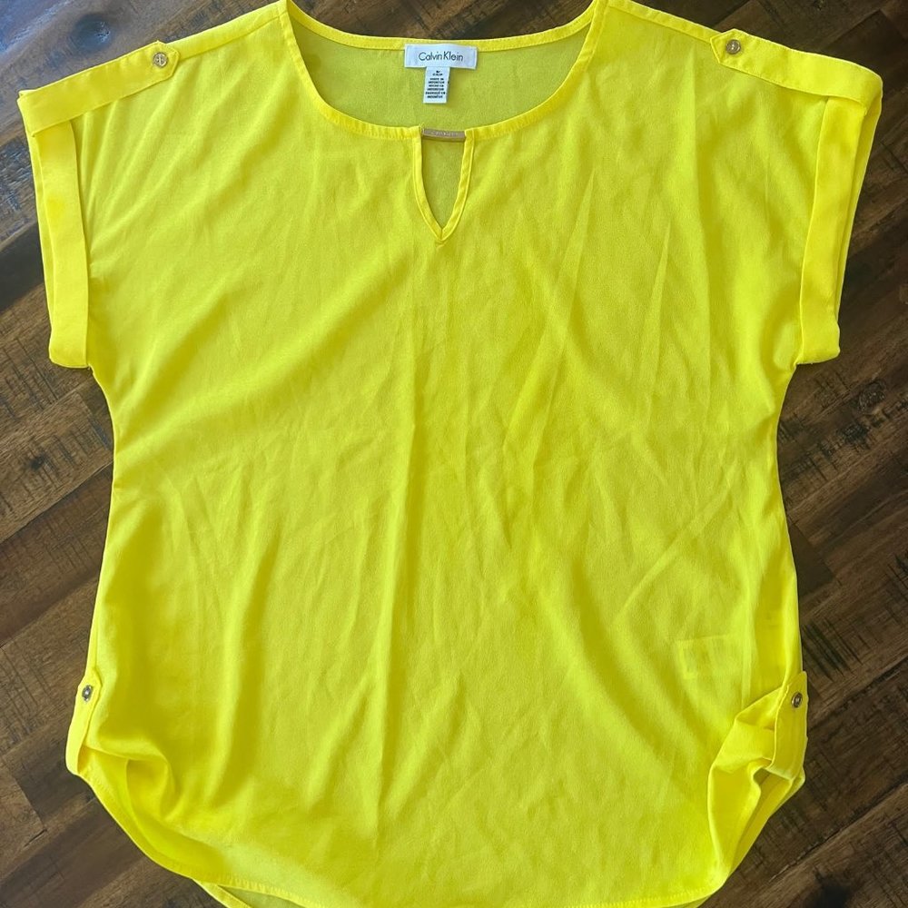 Calvin Klein Yellow Short Sleeve Blouse Size Small